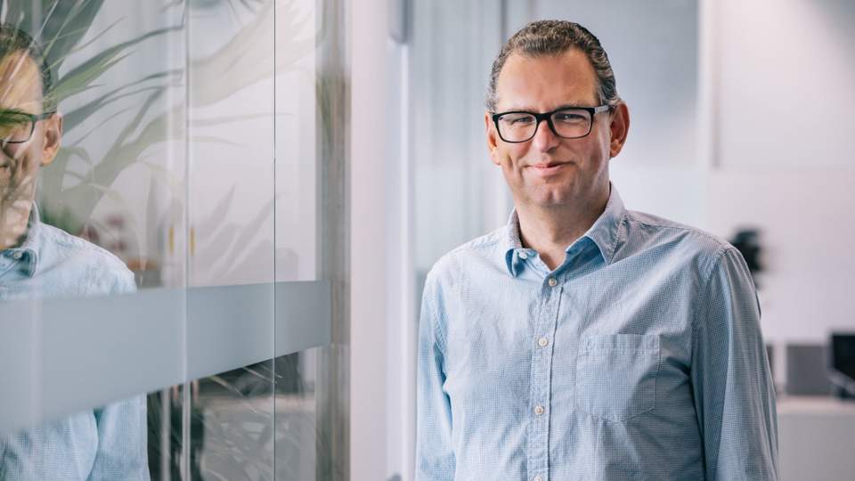 Portrait of Kristof Tuyteleers, Chief Information Security Officer at DNS Belgium, cybersecurity and information security expert.